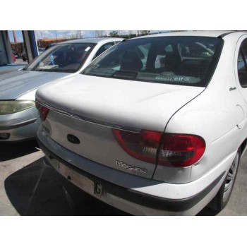 renault megane i fase 2 berlina (ba0) del año 2000