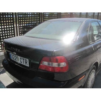 volvo s40 berlina del año 2004