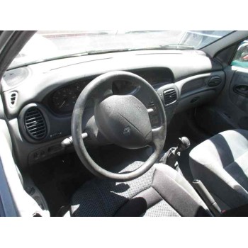 renault megane i fase 2 berlina (ba0) del año 2000