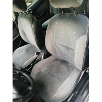 citroën xsara berlina del año 2001