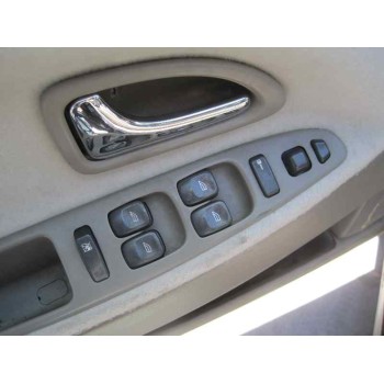 volvo s40 berlina del año 2004