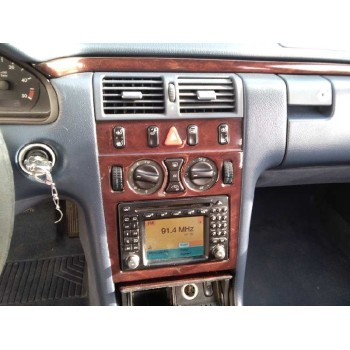 mercedes-benz clase e (w210) berlina diesel del año 2001