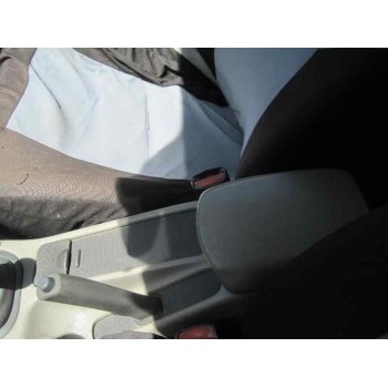 volvo s40 berlina del año 2004