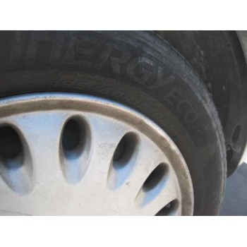 volvo s40 berlina del año 2004