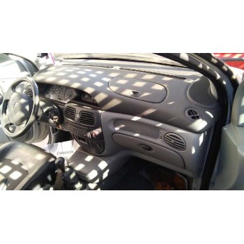 renault scenic (ja..) del año 2002