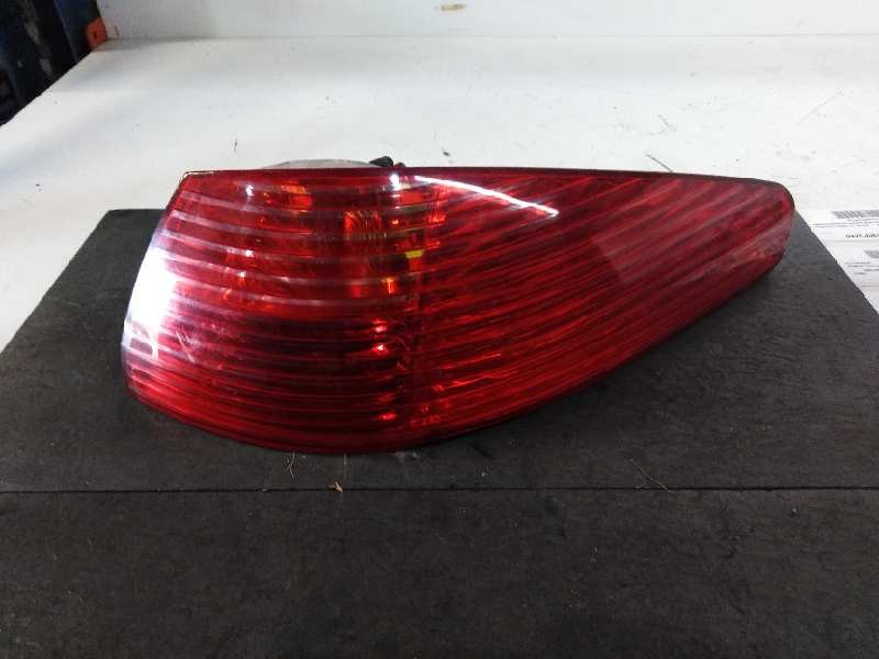 Recambio de piloto trasero derecho para peugeot 607 (s2) básico referencia OEM IAM EXT  