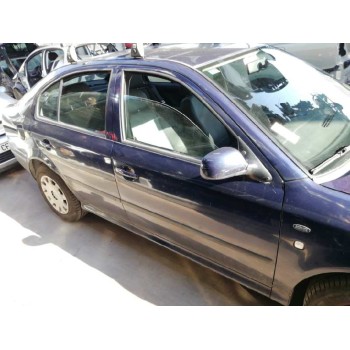 skoda octavia berlina (1u2) del año 2001