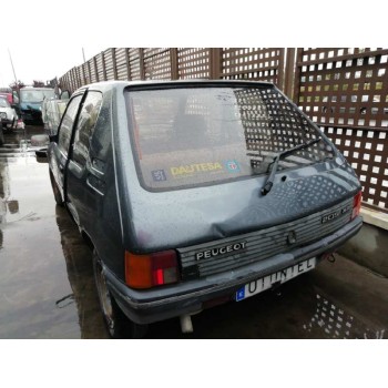 peugeot 205 berlina del año 1990