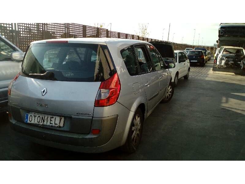 renault grand scenic del año 2007