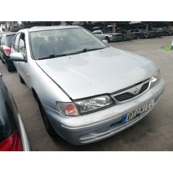 nissan almera (n15) del año 2000