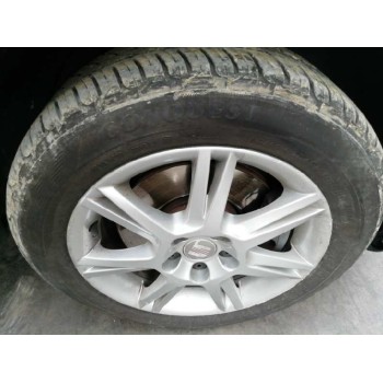 seat ibiza (6j5) del año 2008