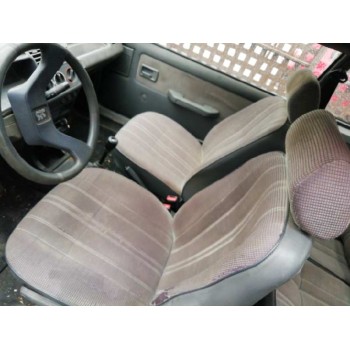 peugeot 205 berlina del año 1990