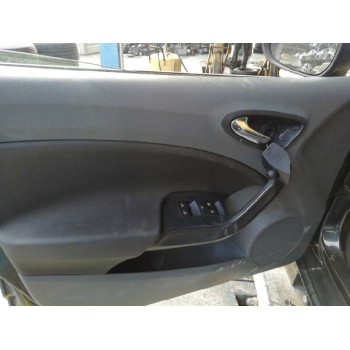 seat ibiza (6j5) del año 2008
