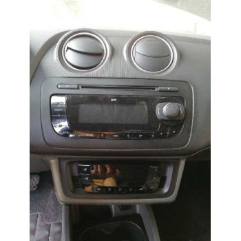 seat ibiza (6j5) del año 2008