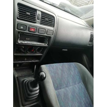 nissan almera (n15) del año 2000