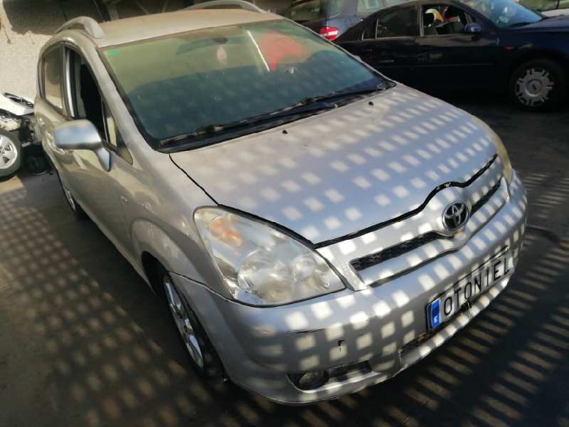 TOYOTA COROLLA VERSO (R1)