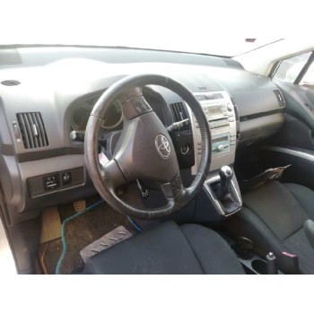 toyota corolla verso (r1) del año 2006