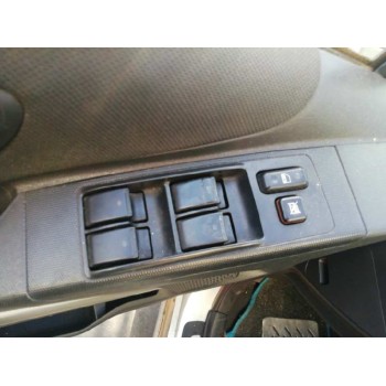 toyota corolla verso (r1) del año 2006