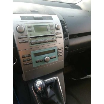 toyota corolla verso (r1) del año 2006