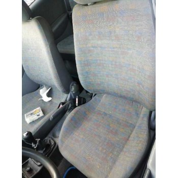 opel corsa c del año 2001