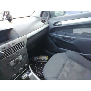 opel astra gtc del año 2006