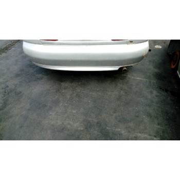 mitsubishi carisma berlina 5 (da0)1995) del año 1997