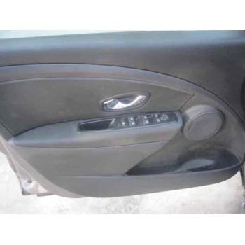 renault megane iii berlina 5 p del año 2013