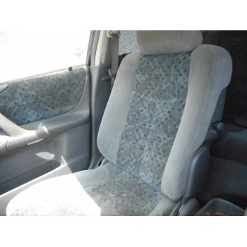 mazda 323 berlina f/s (bj) del año 2000