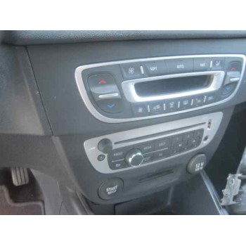 renault megane iii berlina 5 p del año 2013