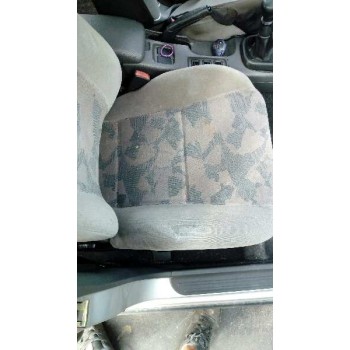 mitsubishi carisma berlina 5 (da0)1995) del año 1997