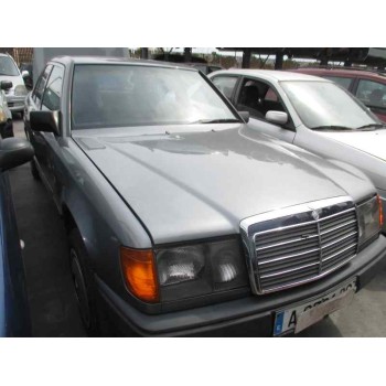 mercedes-benz clase e (w124) berlina del año 1988