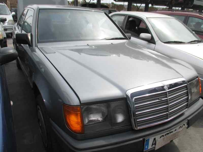 MERCEDES-BENZ CLASE E (W124) BERLINA