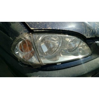 toyota avensis berlina (t 22) del año 2000