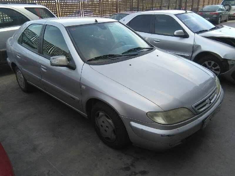 citroën xsara berlina del año 2000