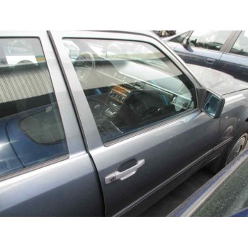 mercedes-benz clase e (w124) berlina del año 1988