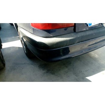 toyota avensis berlina (t 22) del año 2000