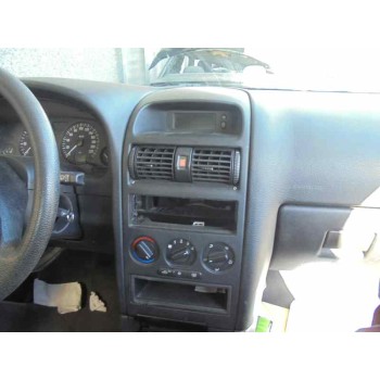 opel astra g berlina del año 2002