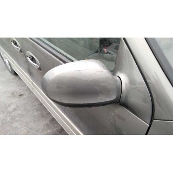 kia carnival ii del año 2005