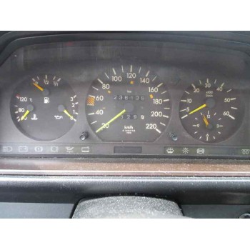 mercedes-benz clase e (w124) berlina del año 1988