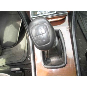 mercedes-benz clase e (w124) berlina del año 1988