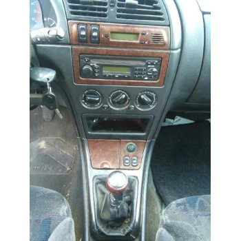 citroën xsara berlina del año 2000