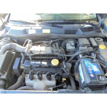 opel astra g berlina del año 2002