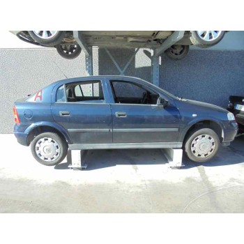 opel astra g berlina del año 2002