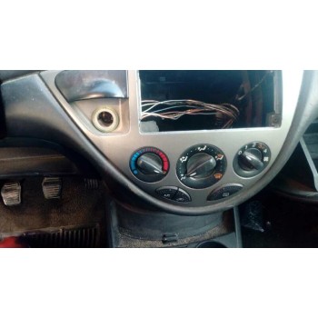 ford focus turnier (cak) del año 2004