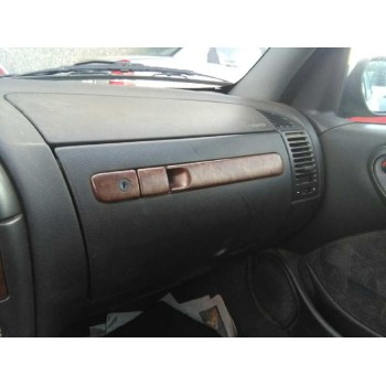 citroën xsara berlina del año 2000