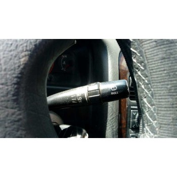 toyota avensis berlina (t 22) del año 2000