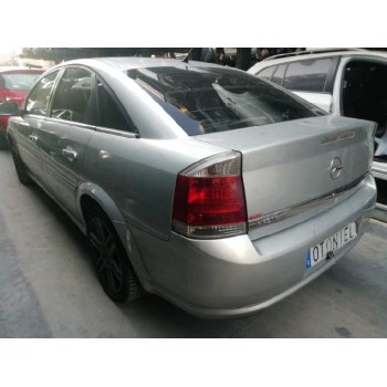 opel vectra c berlina del año 2007