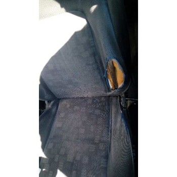 toyota avensis berlina (t 22) del año 2000