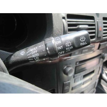 toyota avensis berlina (t25) del año 2005