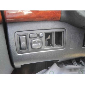 toyota avensis berlina (t25) del año 2005